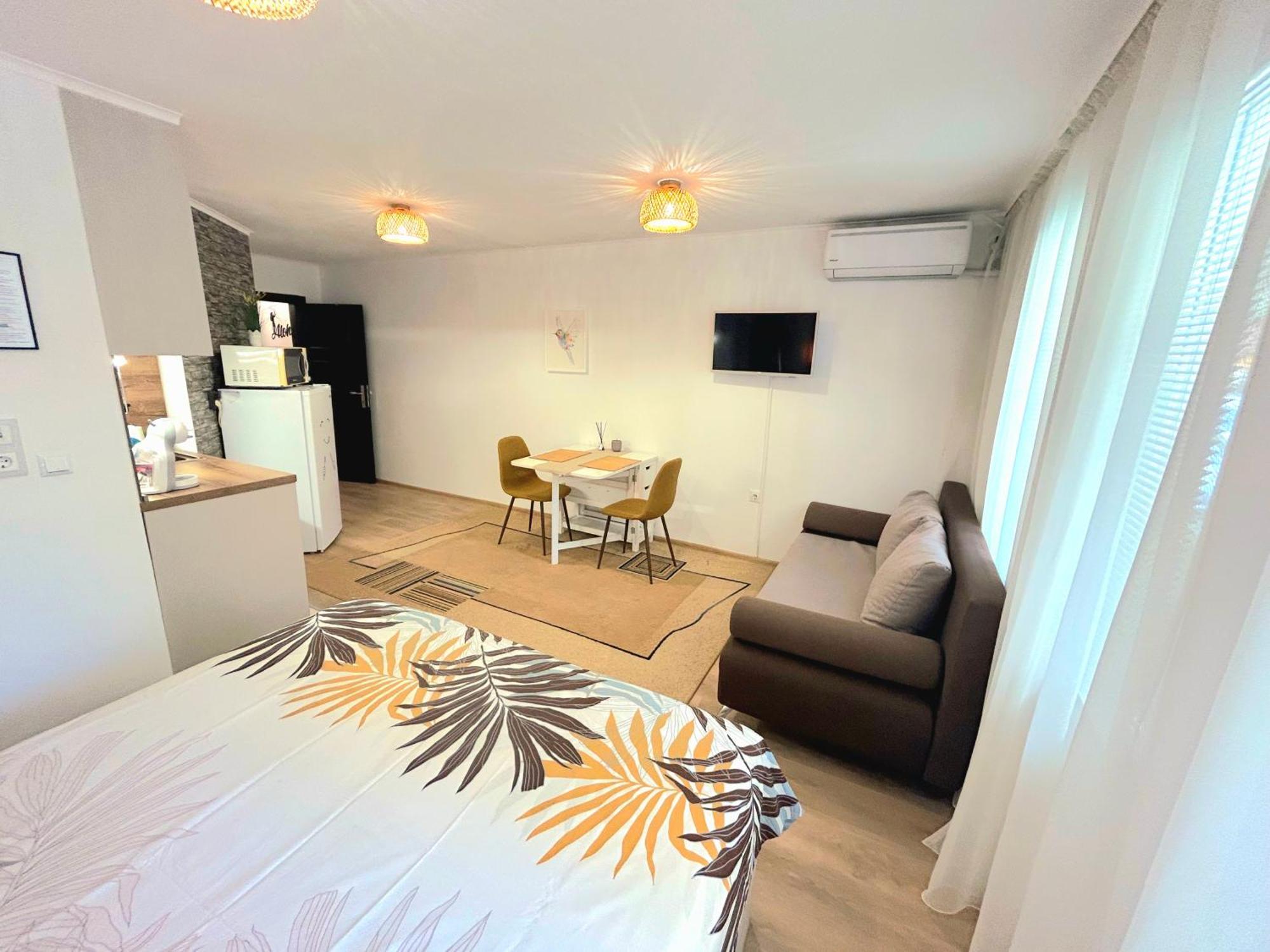 Aloha Apartment Burgas Exterior photo