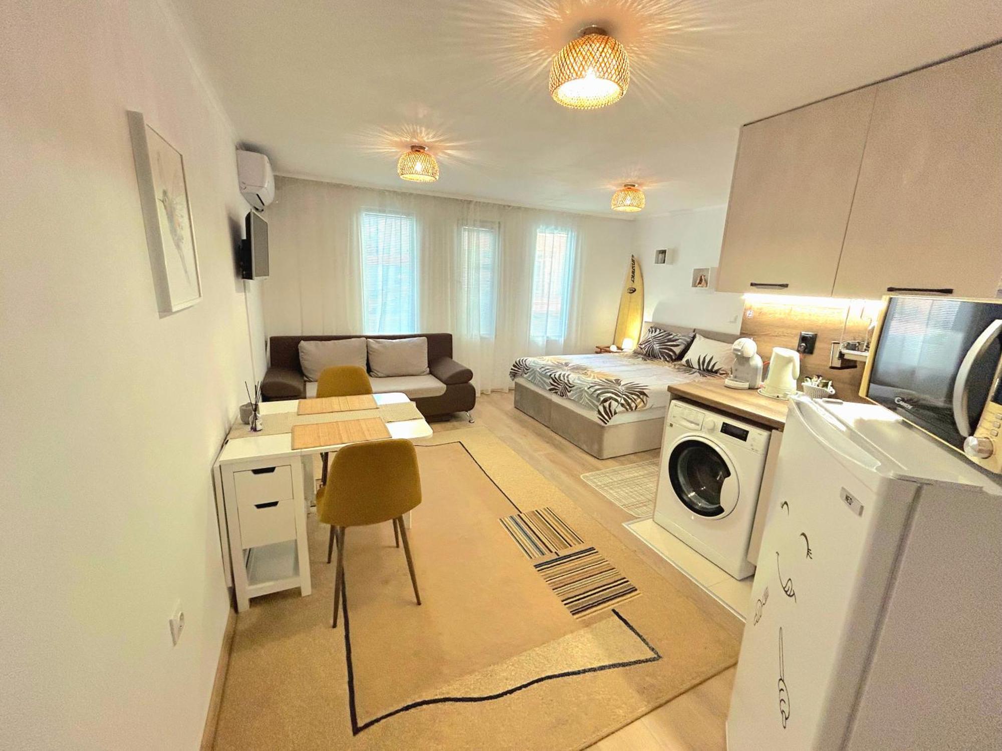 Aloha Apartment Burgas Exterior photo