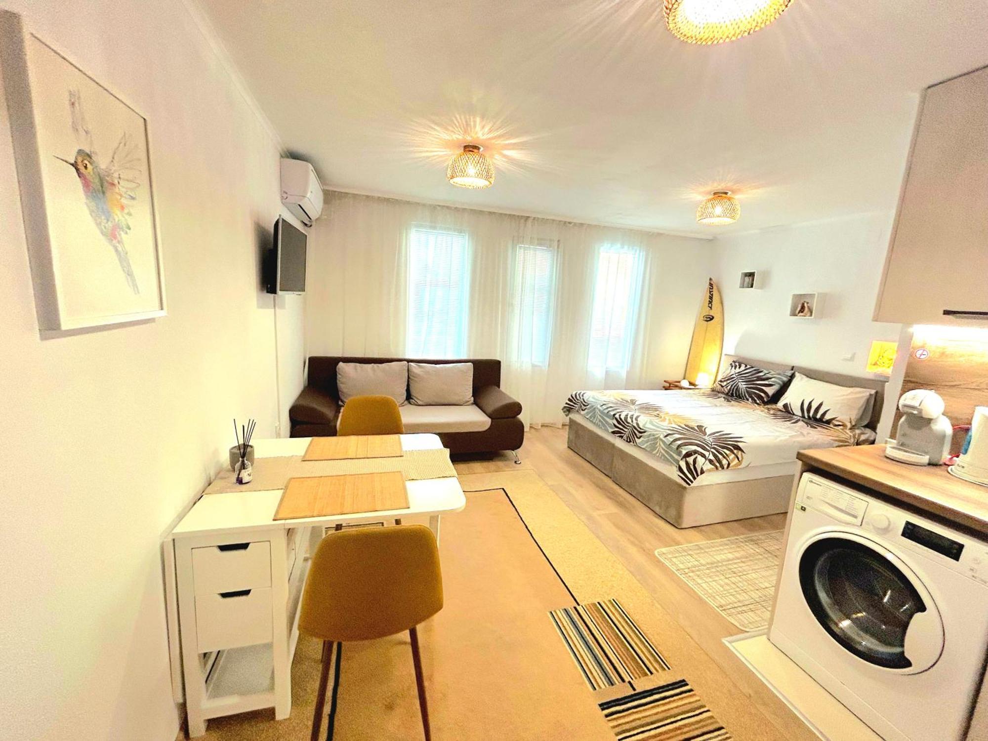 Aloha Apartment Burgas Exterior photo